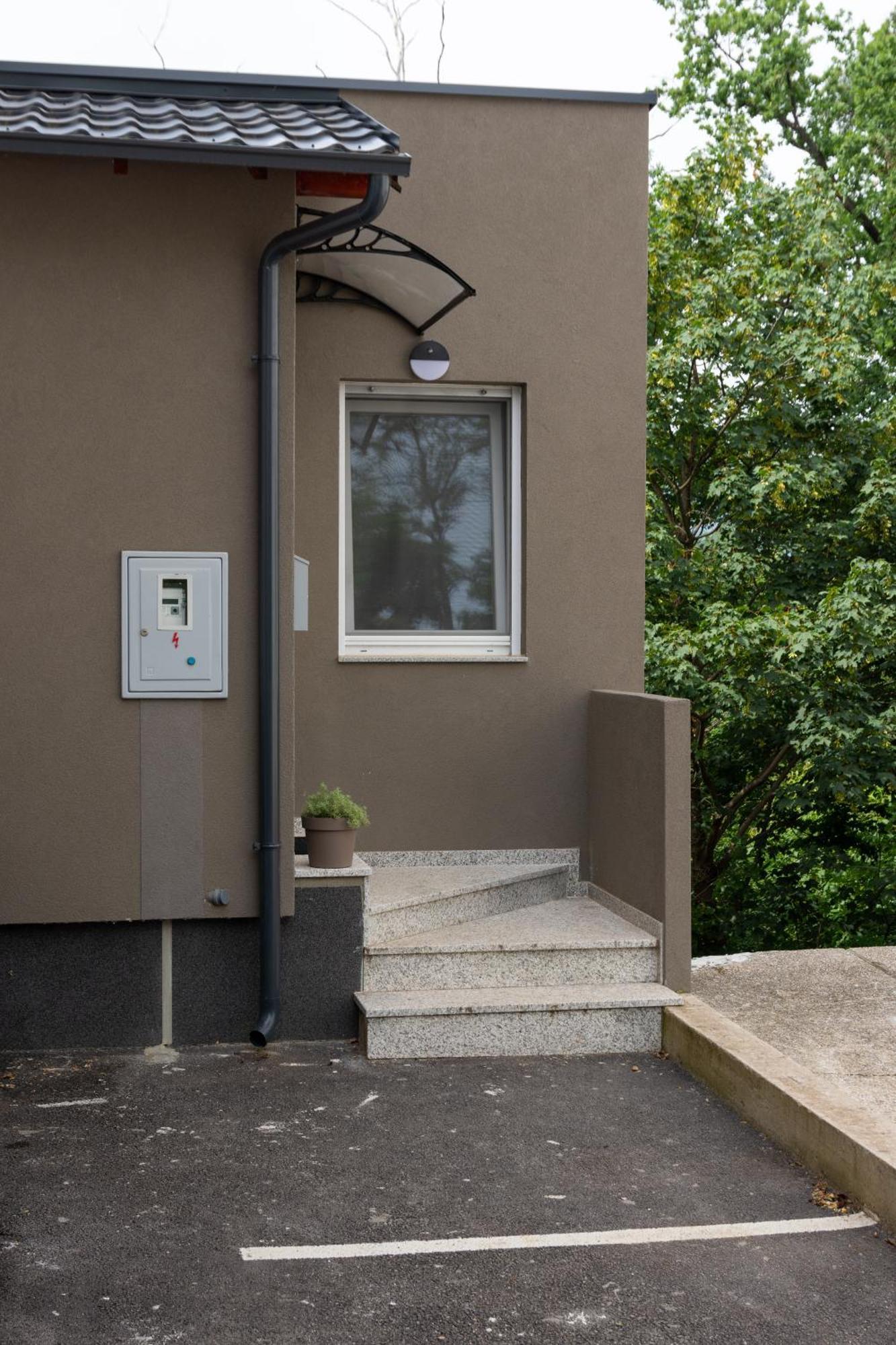 Elements Place Apartment Zagreb Bagian luar foto